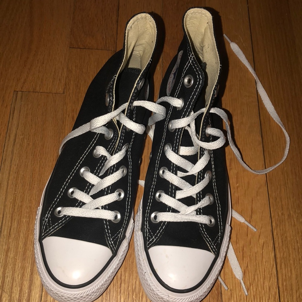 Women’s converse